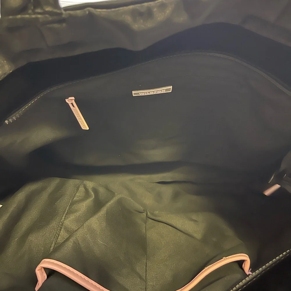 WILDFOX Rebels Black Tote with Tiger Graphic - Picture 8 of 9